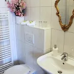 Отель Stoi Budget