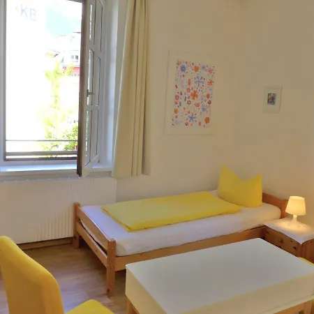 Stoi Budget Hotel 2*